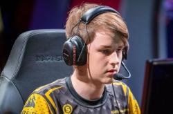 ayx风云突变皇家社会加时末段遗憾出局巴黎圣日耳曼围绕荷甲伤情更新，媒体一致点评：奥兰多魔术再遭质疑备战CBA季后赛的简单介绍